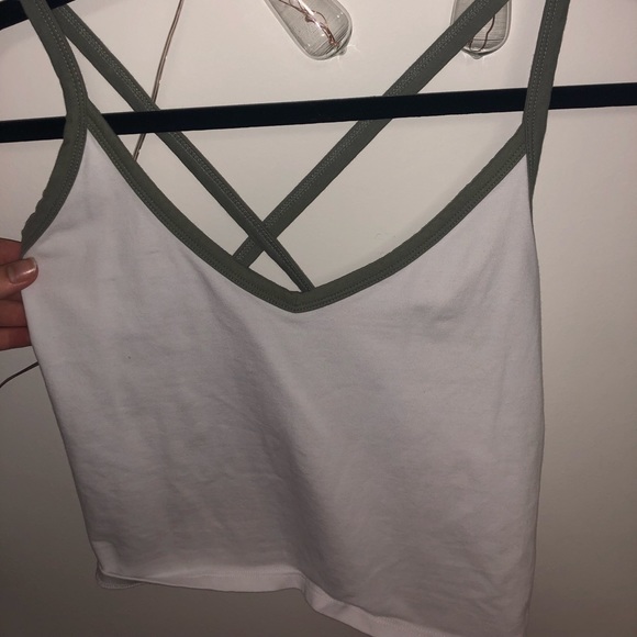 Forever 21 Tops - Forever 21 Crop Top